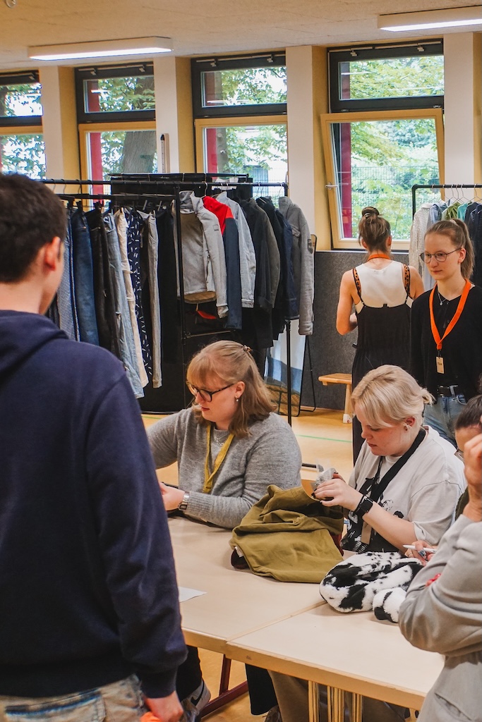 Bild vom SWAP - Kleidertauchevent